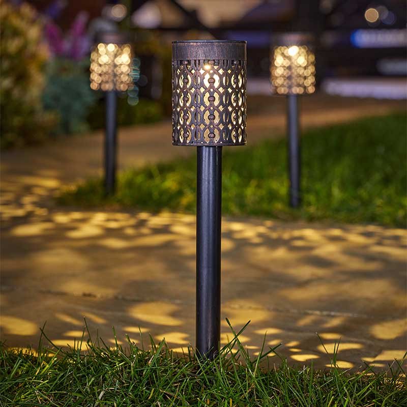 Set Of 8 Pretty Biba Stake Lights Solar Powered Stake Light Outdoor Lighting