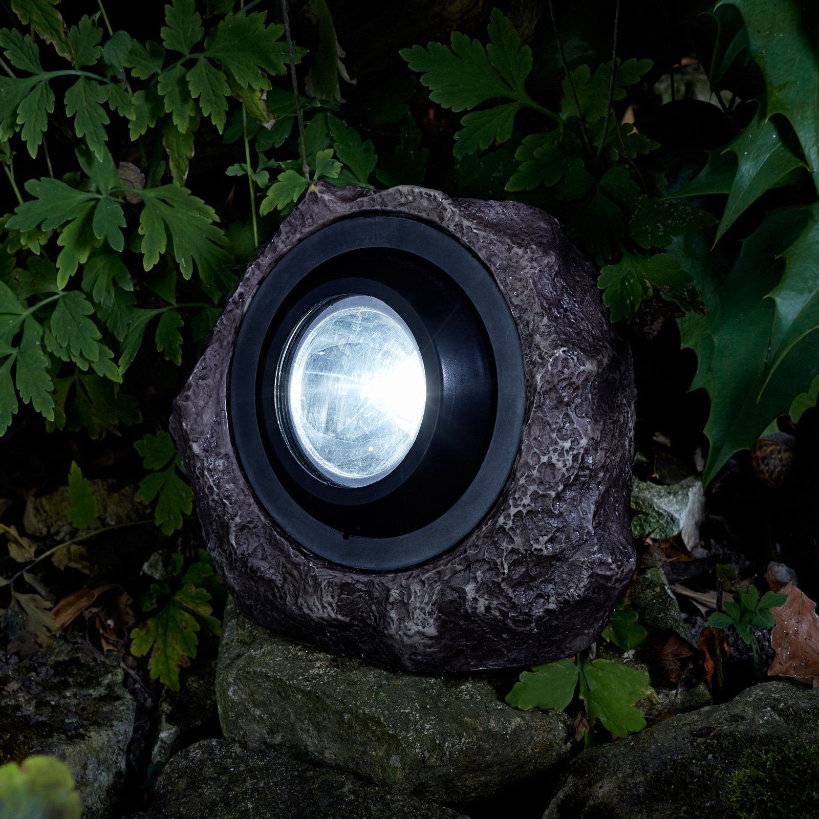 Jumbo Rock Light Solar Powered Super Bright 15 Lumen Garden Security Lighting