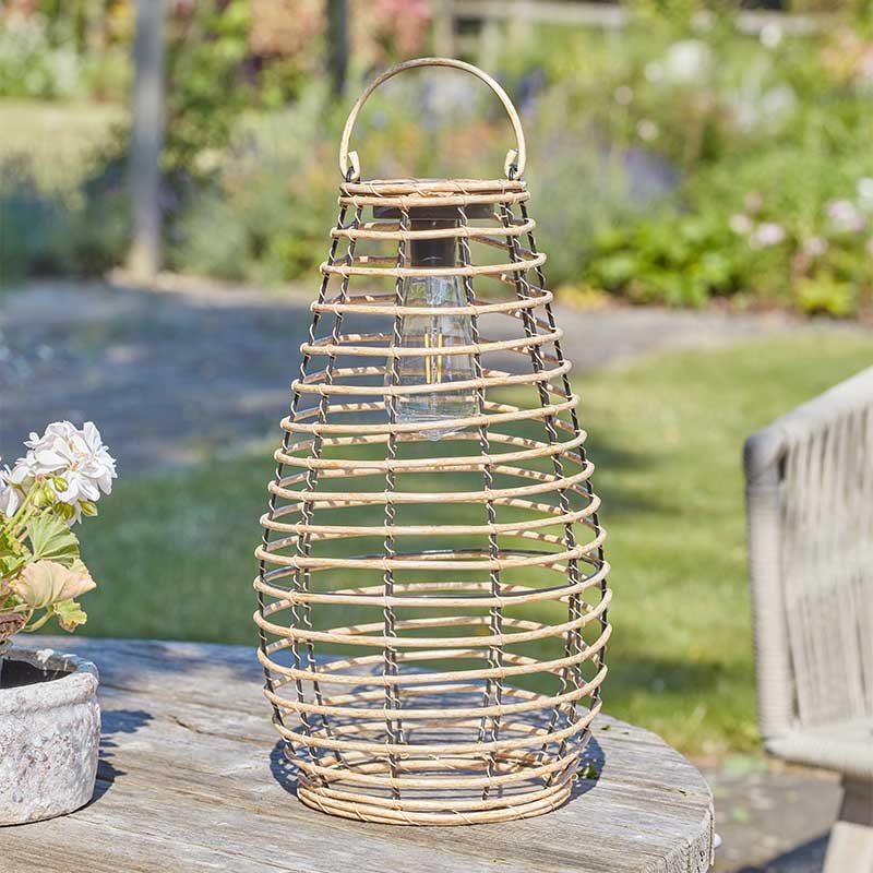 Venus Garden Solar Powered Stunning Rattan Hanging / Table Top Lantern