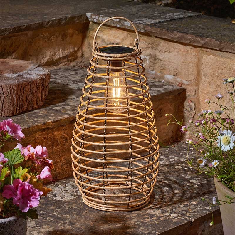Venus Garden Solar Powered Stunning Rattan Hanging / Table Top Lantern